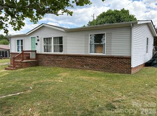5507 Sandy Creek Ct, Newton, NC 28658