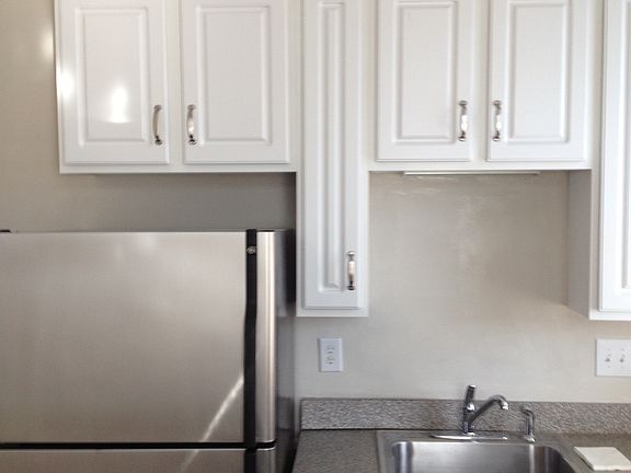 3rd image of 2509 Hanover Ave