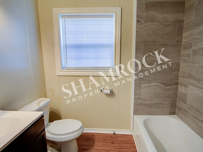 1017 N 31st St — Photo 10