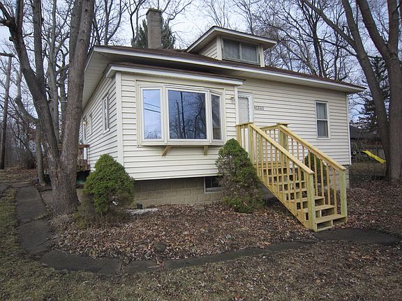 2nd image of 40260 N Shady Ln