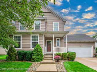 3829 Caracara Ln, East Lansing, MI 48823