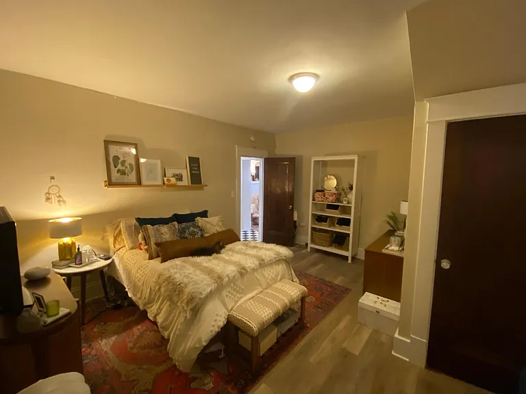 149 College St #1 — Photo 11