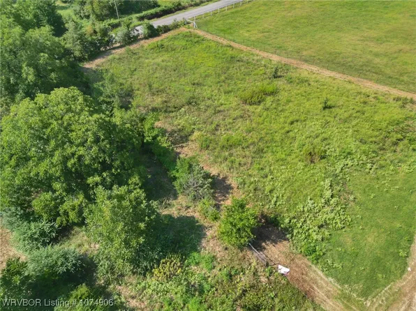 W Hamon Ave, Pocola, OK 74902