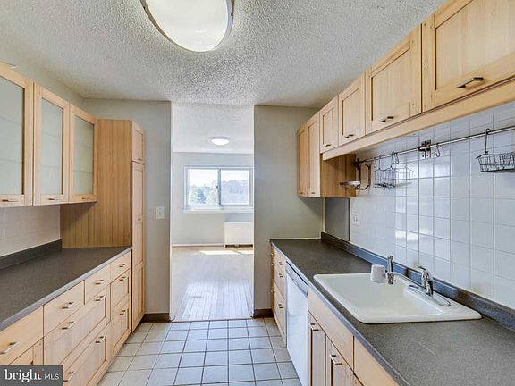 4th image of 1225 Martha Custis Dr APT 1509