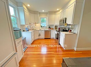 329 Lexington St FLOOR 2, Auburndale, MA 02466