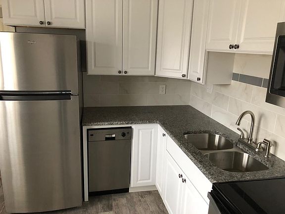 Granite countertops!