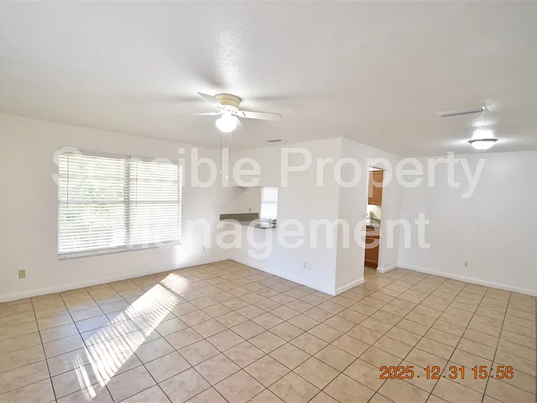 6618 N Church Ave #D — Photo 8