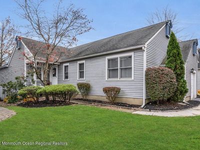 33 Turnberry Cir #102, Toms River, NJ, 08753