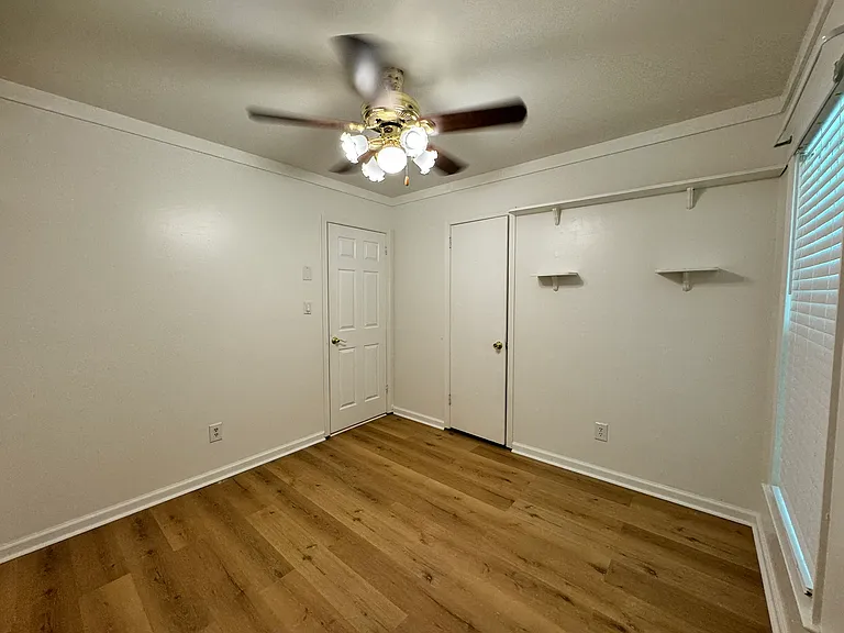 5121 W Wendover Ave — Photo 14