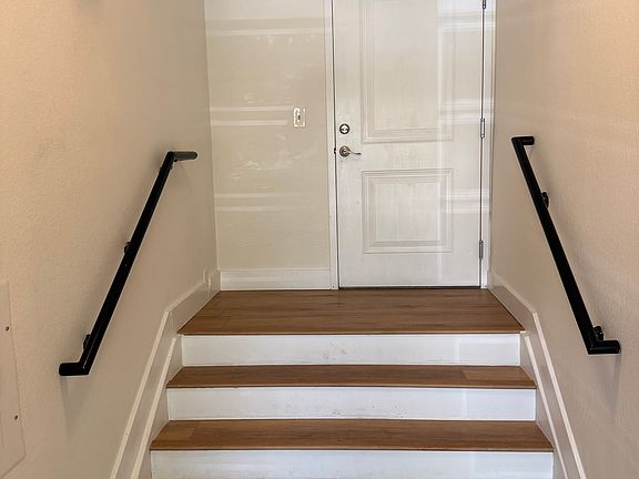 4th image of 4525 13th St #4B
