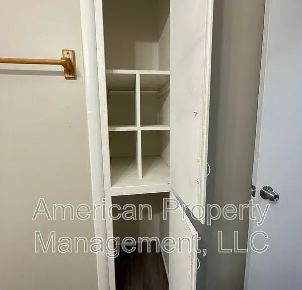 523 E Duncan St — Photo 20