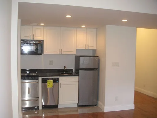 Rented by Sky Management | media 18