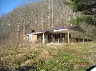 1047 Woosley Branch Rd, Grundy, VA 24614