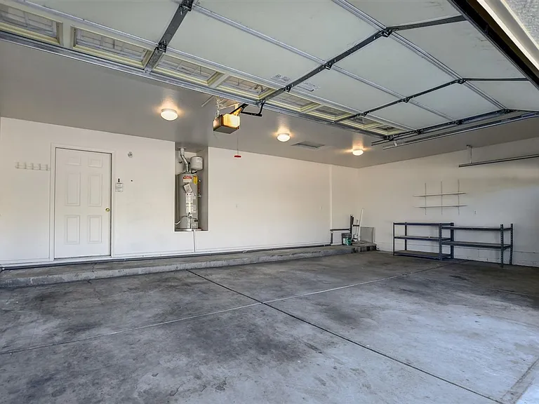 4261 N Tonopah Dr — Photo 21