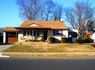 187 Cardinal Dr, Bellmawr, NJ 08031