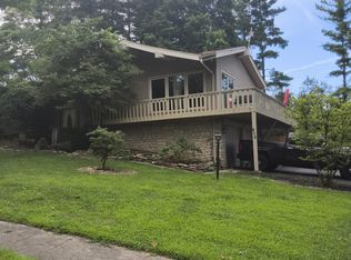 910 Ranch Rd, Connersville, IN 47331