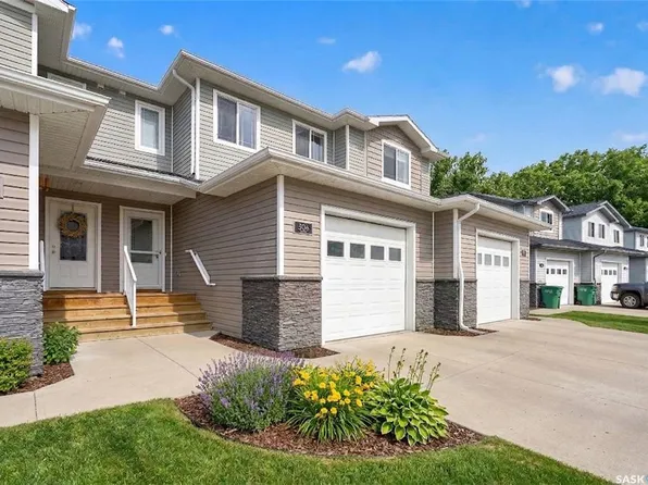 UNIT 304-940 Bradley STREET, Moose Jaw, SK S6J 3M4