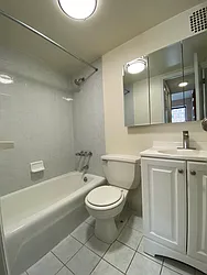 Rented by Harris Philip NYC