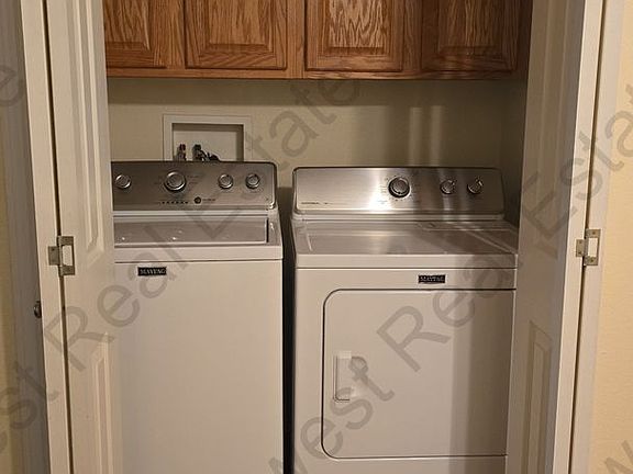 5th image of 4624 Sandstone Dr APT B