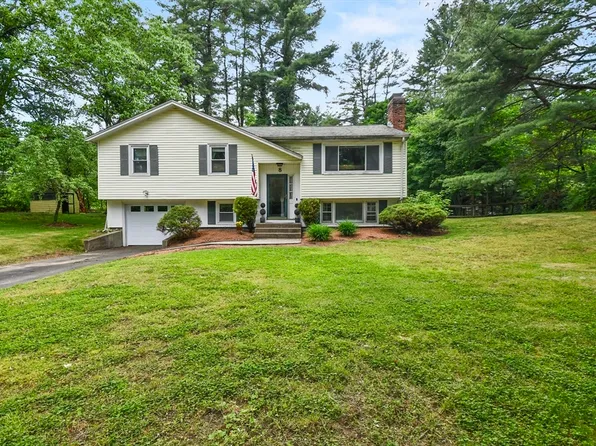 8 Meadowbrook Way, Norfolk, MA 02056