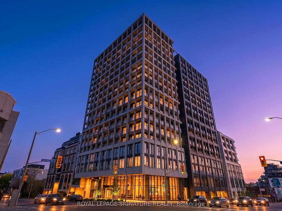 1st image of 2020 Bathurst St #1121
