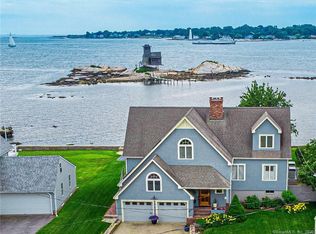 181 Shore Ave, Groton, CT 06340