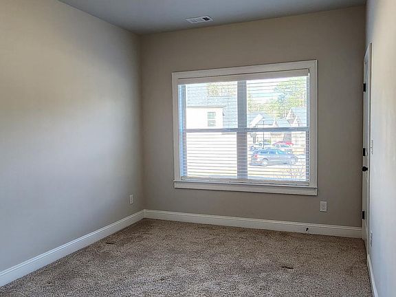 5th image of 300 Sanctuary Dr