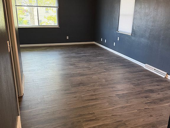3rd image of 3951 Buell Ave #1/2