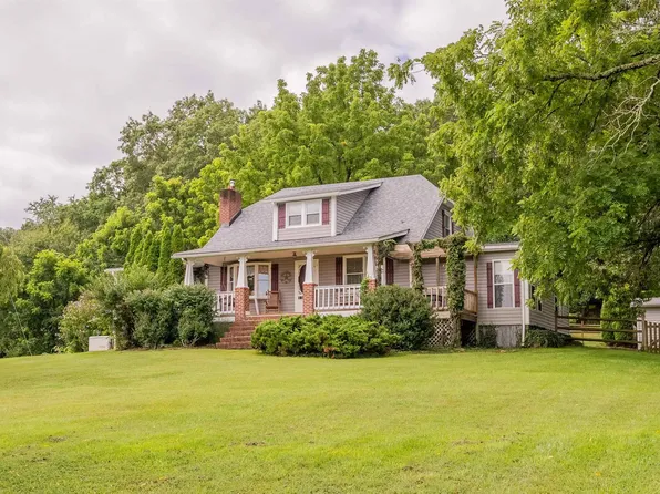 1249 Powder Mill Rd, Ivanhoe, VA 24350