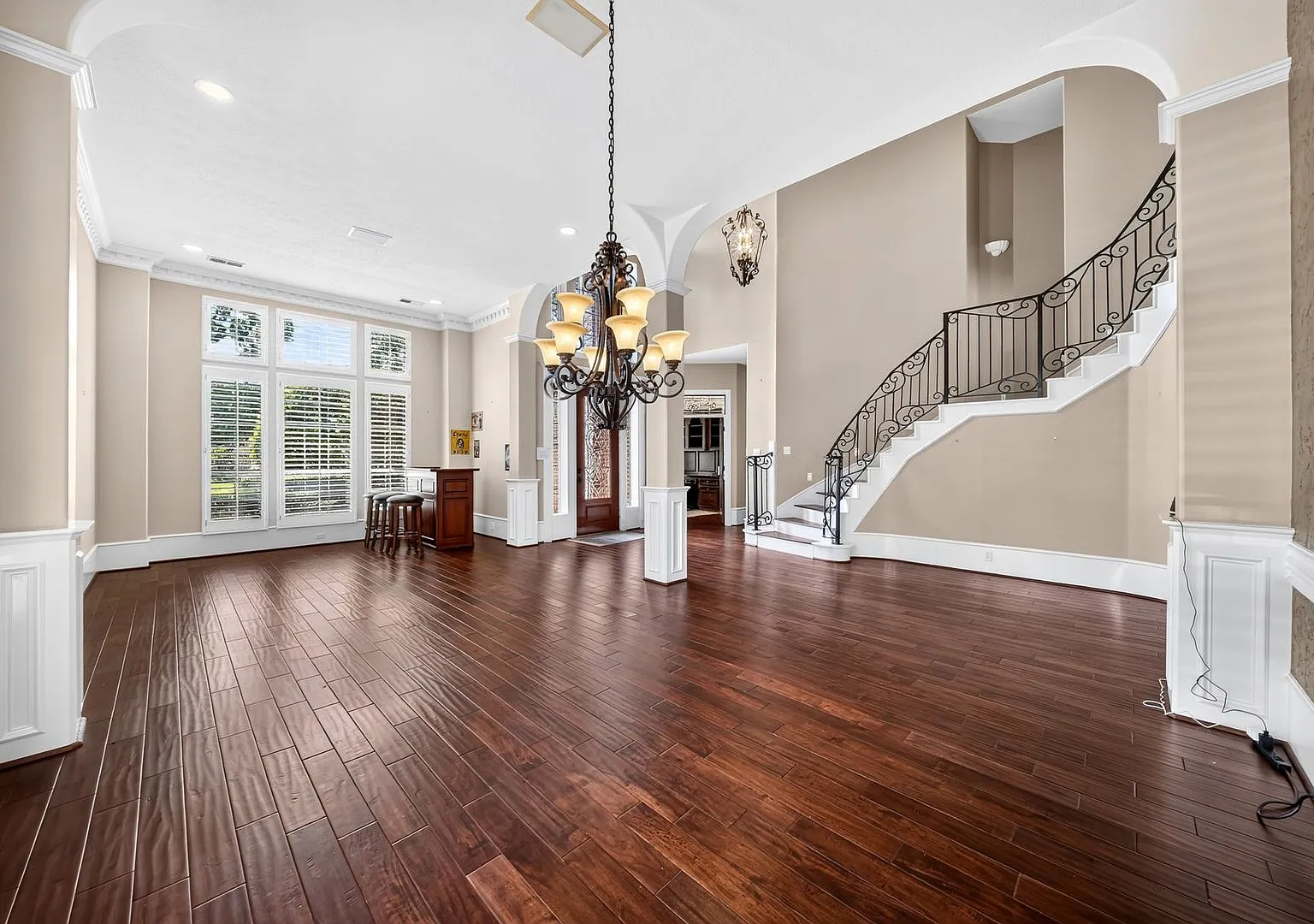 16410 Emilia Ct **Ask About Our No Cash Deposit Option Through Obligo** — Photo 4