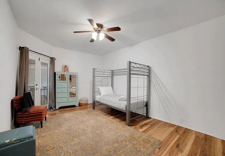 1 Crystal Springs Ct — Photo 25