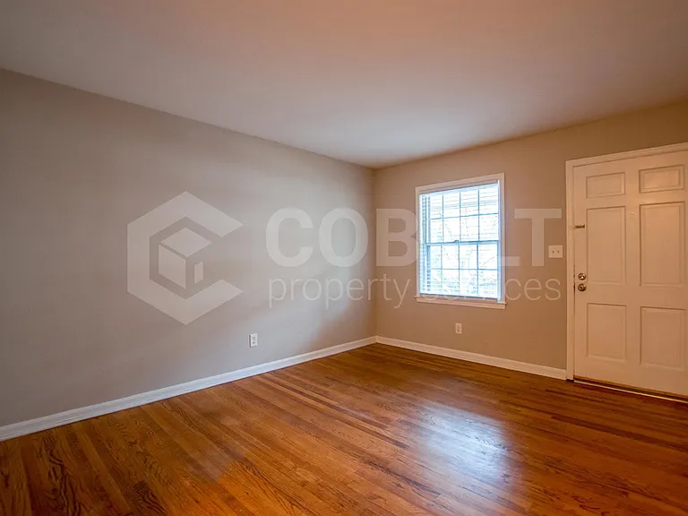 3607 Roxboro Rd NE #8 — Photo 6
