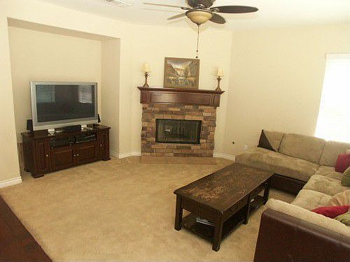 3rd image of 1822 Tanglewood Dr