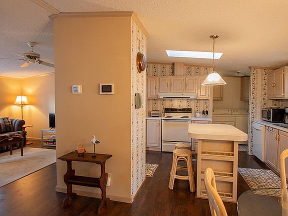 4th image of 25867 Plum St #42331