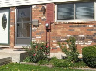 310 W Dahlgren Dr, Crown Pt, IN 46307
