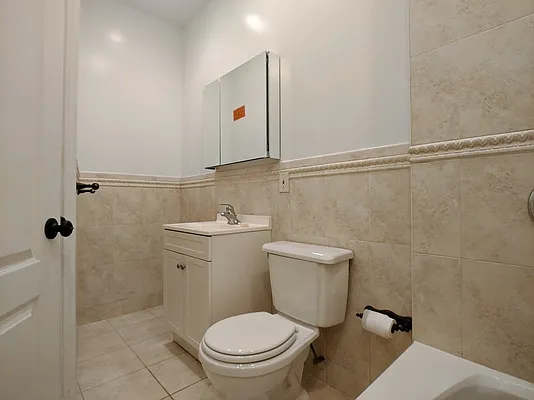 Rented by Nooklyn NYC LLC | media 5