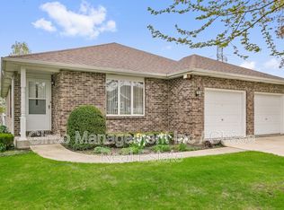 1569 Galway Dr, Aurora, IL 60505