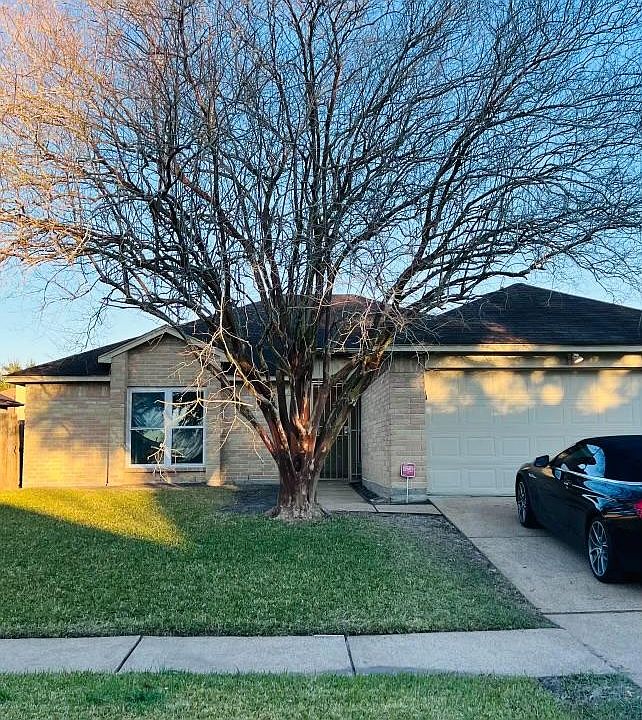 1st image of 7043 River Bluff Dr