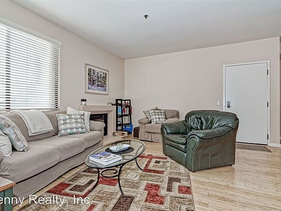 3rd image of 701 Kettner Blvd Unit 163