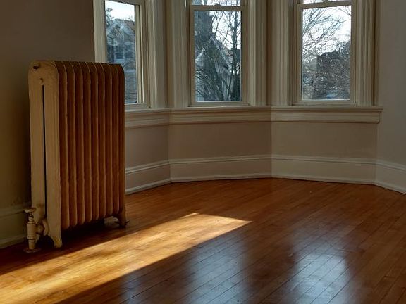 Large Bedrooms