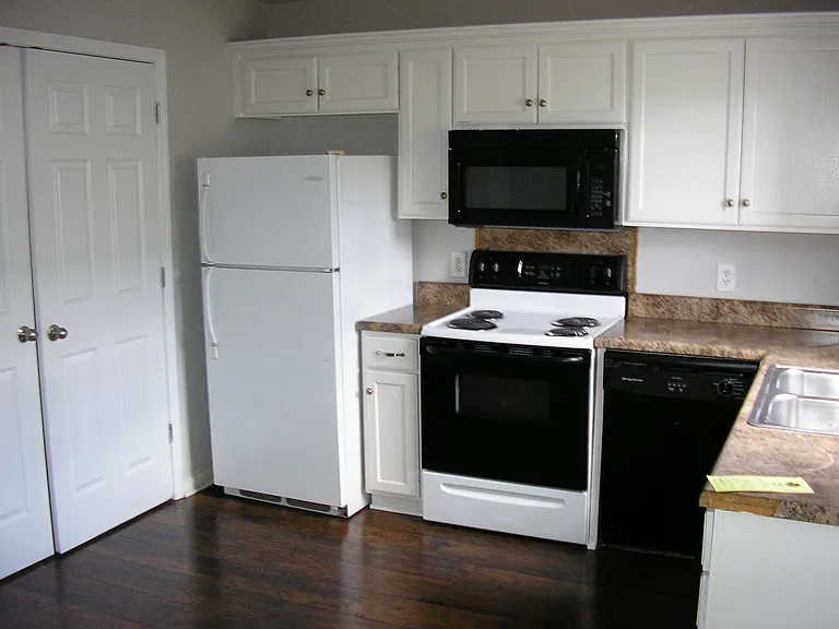 322 Kenlee Cir #A — Photo 4