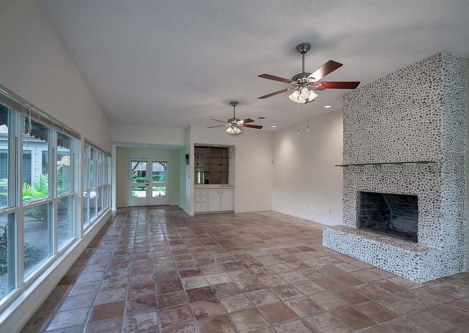 1st image of 1538 Wood Lodge Dr