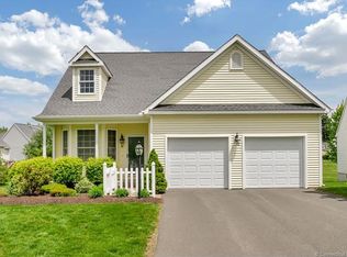 70 Phillips Farm Rd, East Hartford, CT 06118