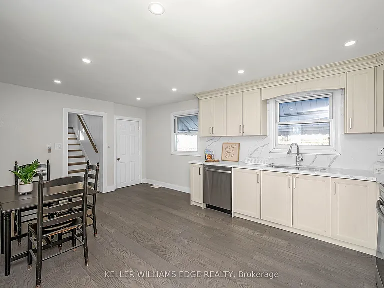 60 W 1st St — Photo 17
