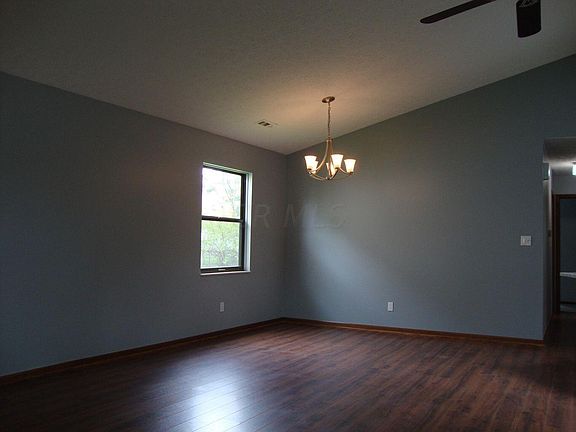 3rd image of 6036 Hildenboro Dr
