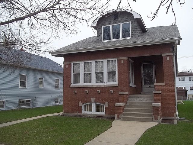 1st image of 5747 W Ainslie St