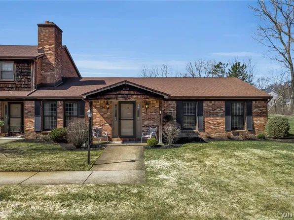 155 Wedgewood Dr, Williamsville, NY 14221