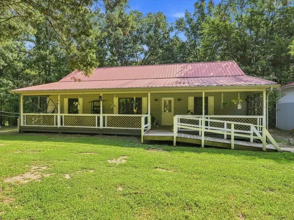 3472 Barge Island Rd, Benton, KY 42025