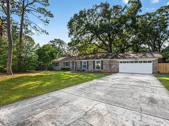 2nd image of 13808 SPANISH POINT Drive