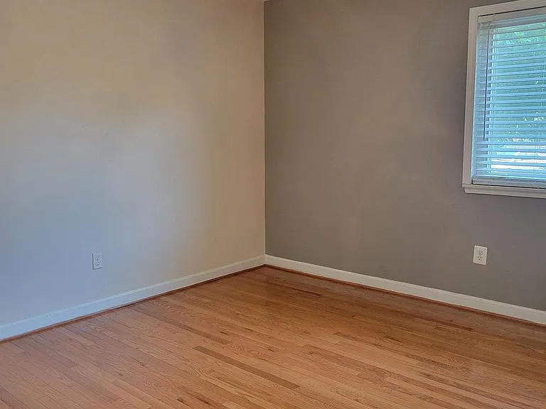 10239 Prince Pl #104 — Photo 16